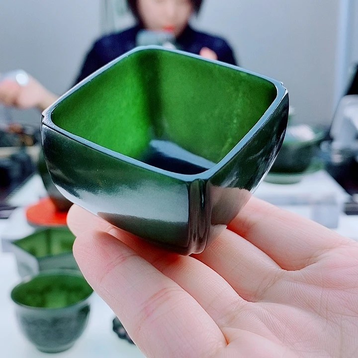 和田玉（青玉）未镶嵌把件微瑕