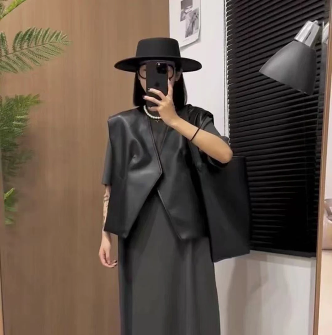 欧货大码轻奢高级定制2025年秋季新款短款V领小马甲外套6131显瘦