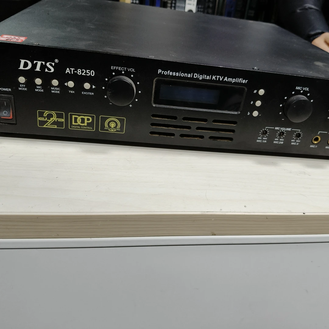 不包邮，正常使用，DTS合并功放一台