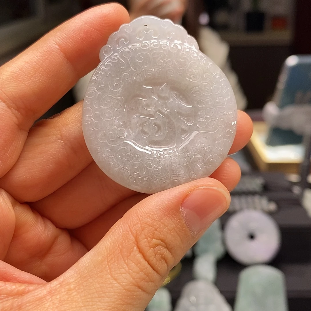 翡翠未镶嵌颈饰福