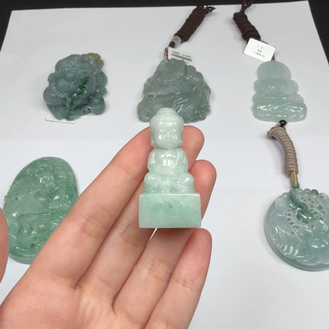 未镶嵌挂件翡翠翡翠