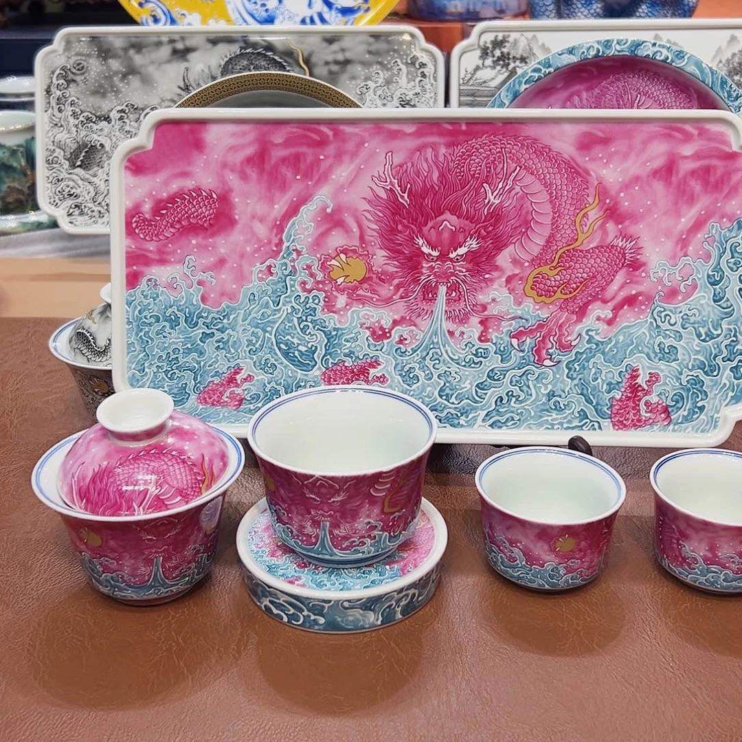 摆件景德镇陶瓷研究所工作的
