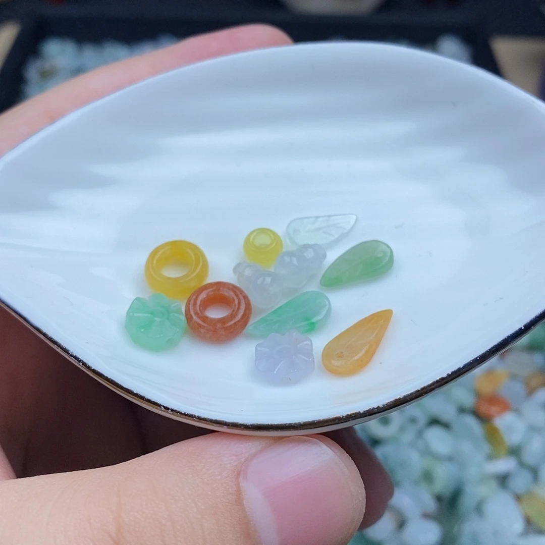 未镶嵌挂件翡翠翡翠