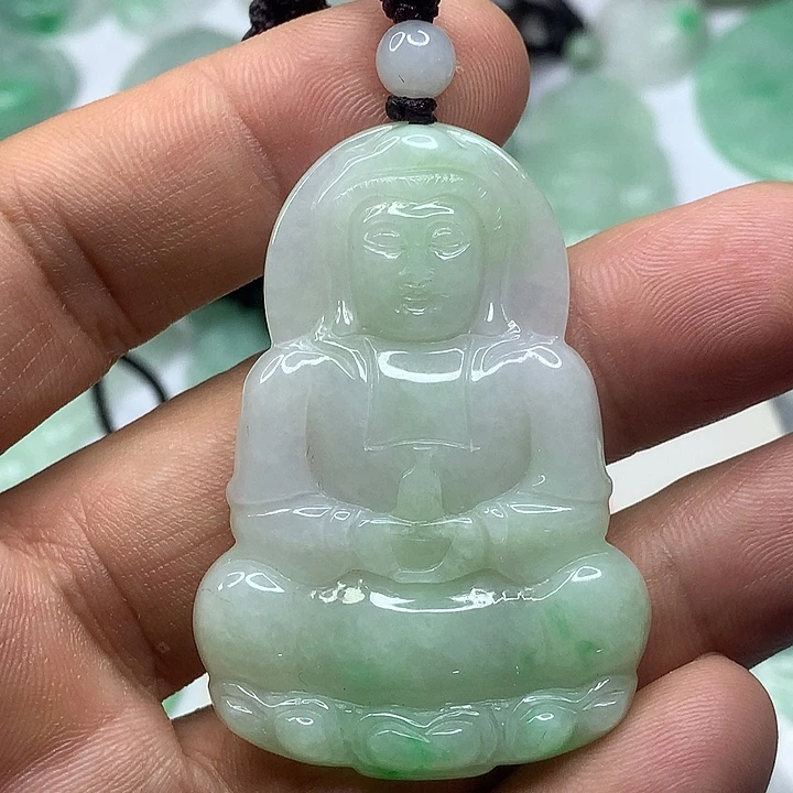 翡翠未镶嵌吊坠(赠链)