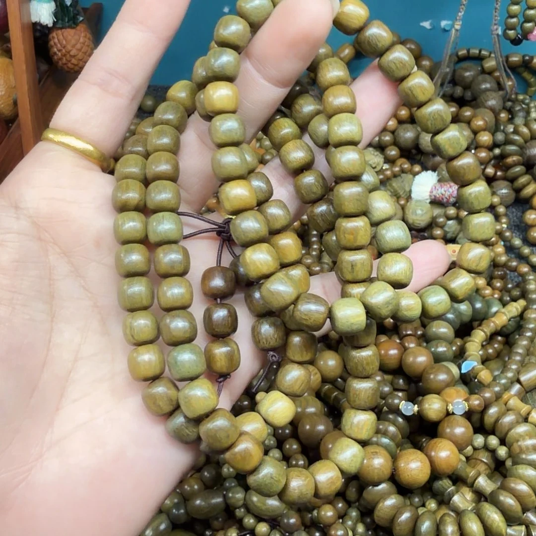 无事牌维腊木（绿檀）