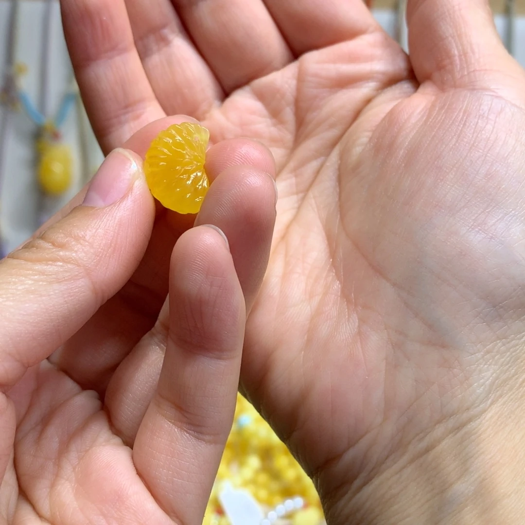 蜜蜡未镶嵌裸石配饰