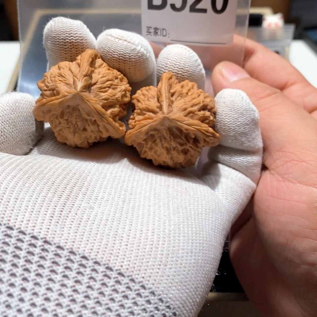 把件文玩核桃B520盘山三棱35（全）