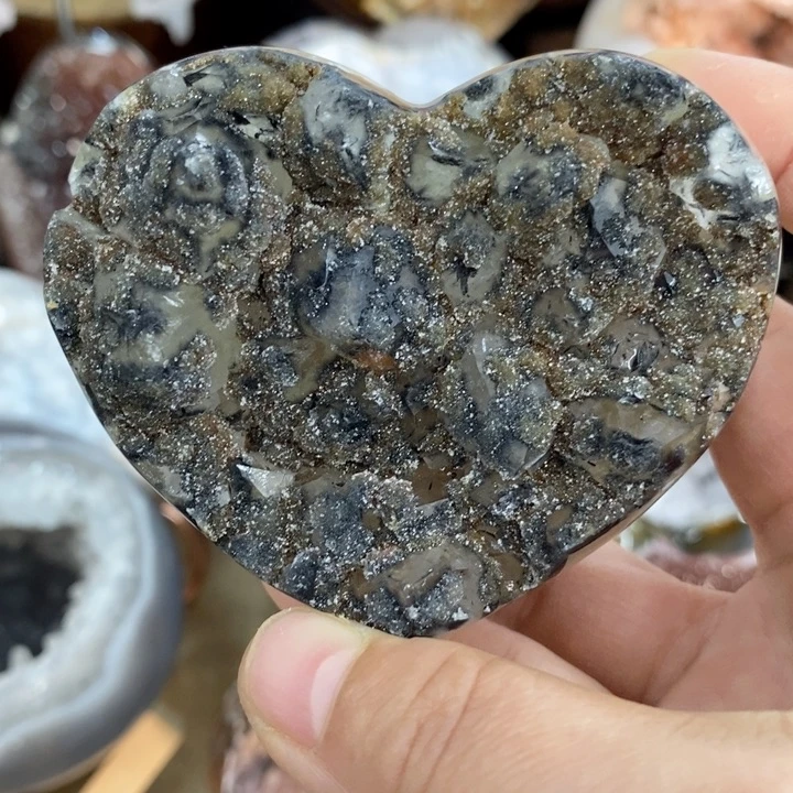 紫晶未镶嵌珠宝半成品