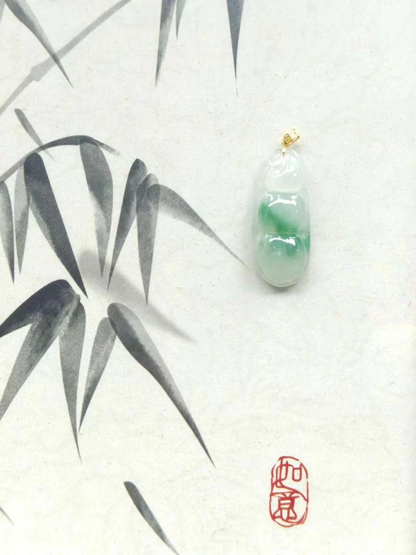 缅甸天然A货翡翠  18K金扣头