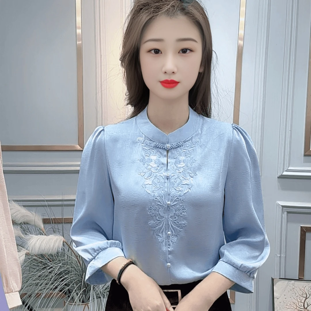 国潮刺绣设计感刺绣七分袖女士短袖温婉大方衣服新款加宽加大女装