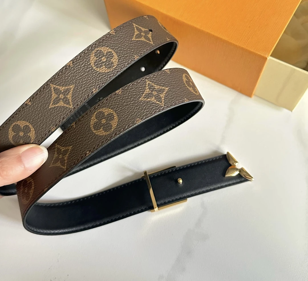 L家女款皮带三叶草双面佩戴黑色老花休闲黑色时尚连衣裙百搭腰带