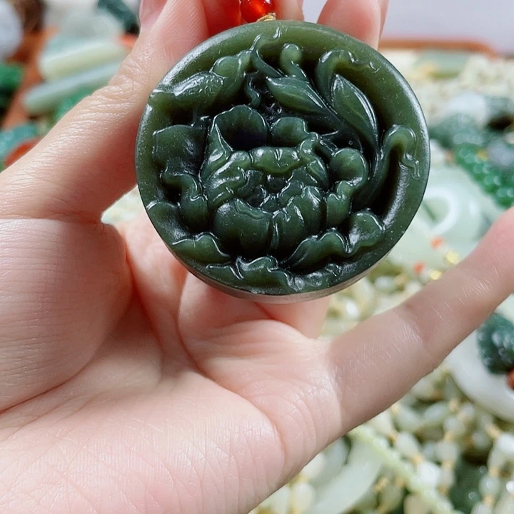 未镶嵌和田玉挂件