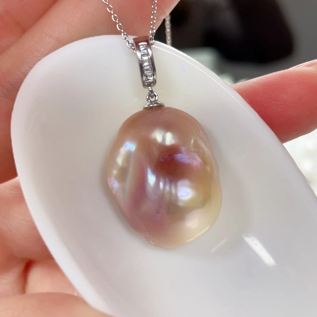 淡水珍珠吊坠(赠链)未镶嵌