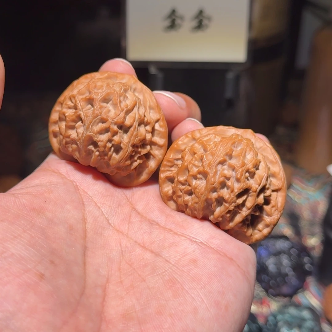 把件文玩核桃2005宫灯，尺寸45 40 39