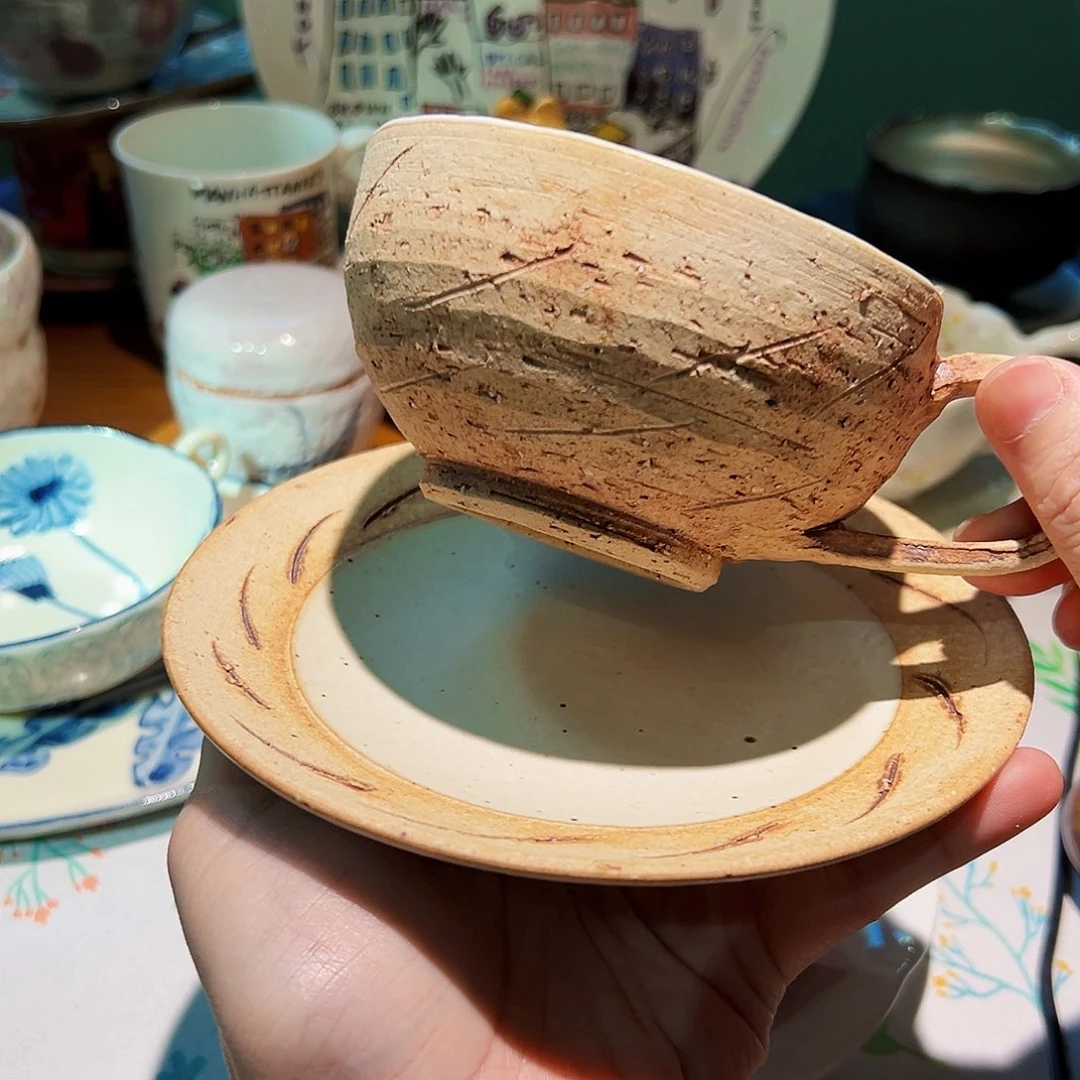 咖啡杯和茶杯是很配噢嘻嘻是