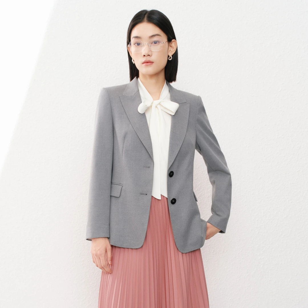【众心专享价】【气质通勤】优雅简约职业OL单排扣纯色西服外套女