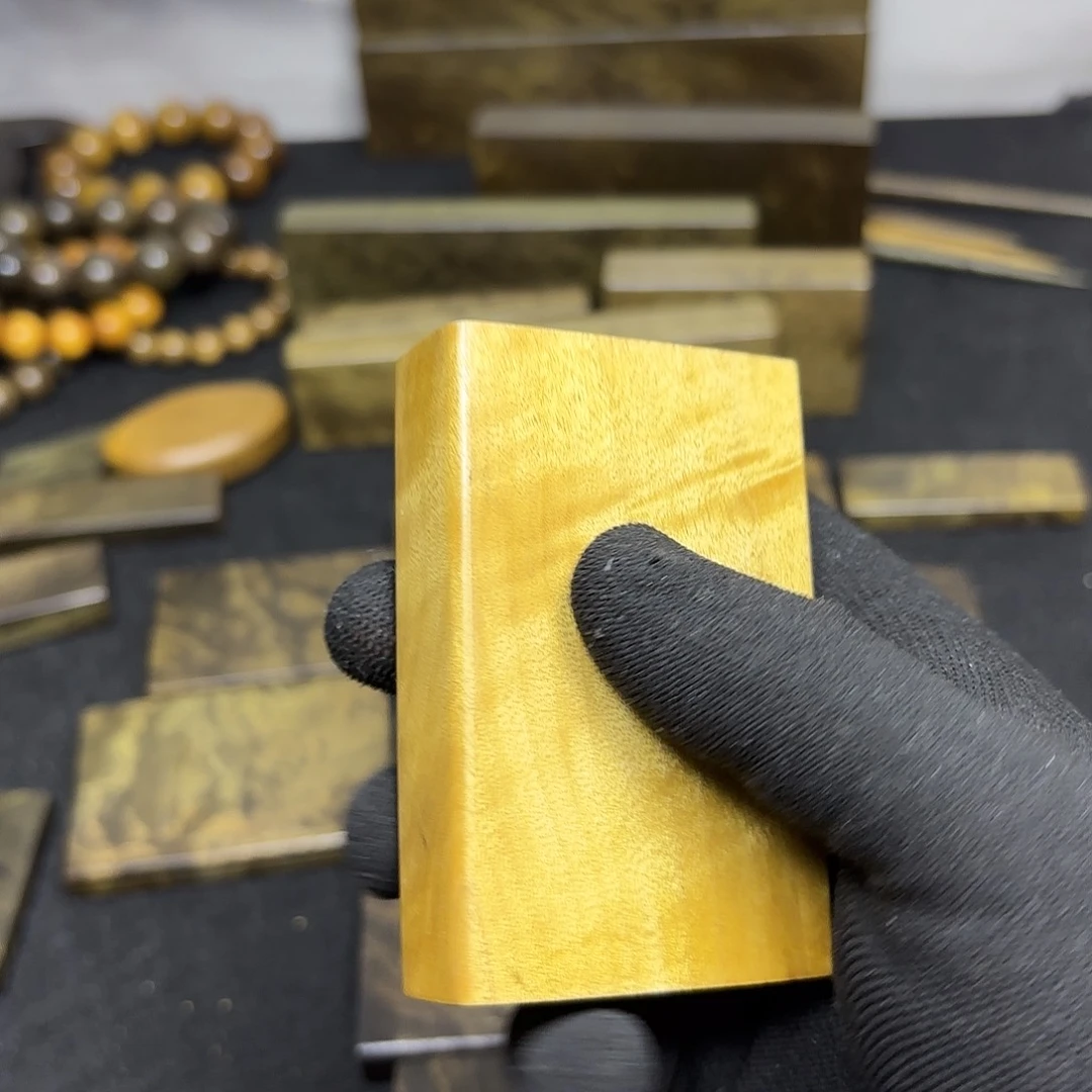 L***仁金丝楠一物一拍链接