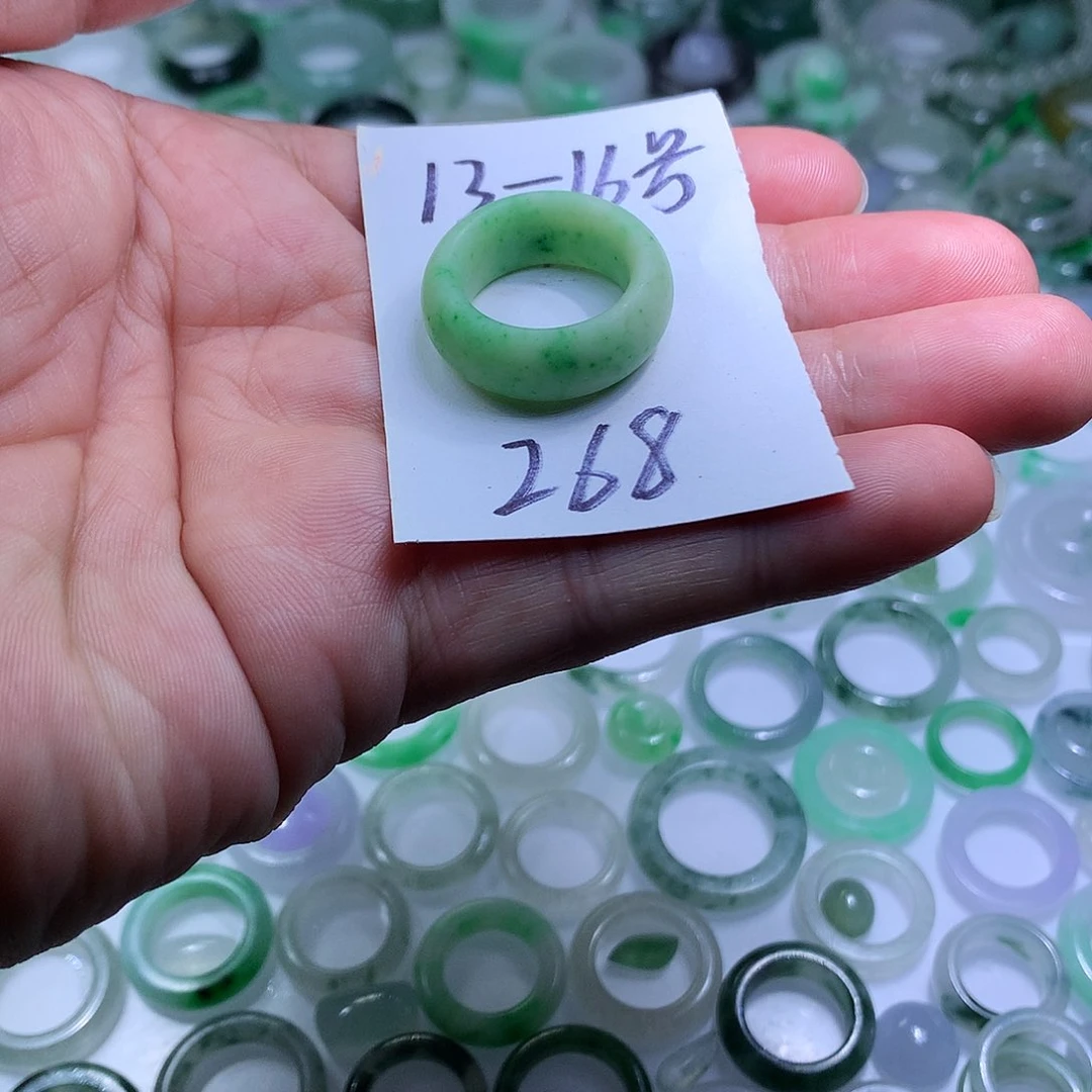 未镶嵌定制翡翠翡翠