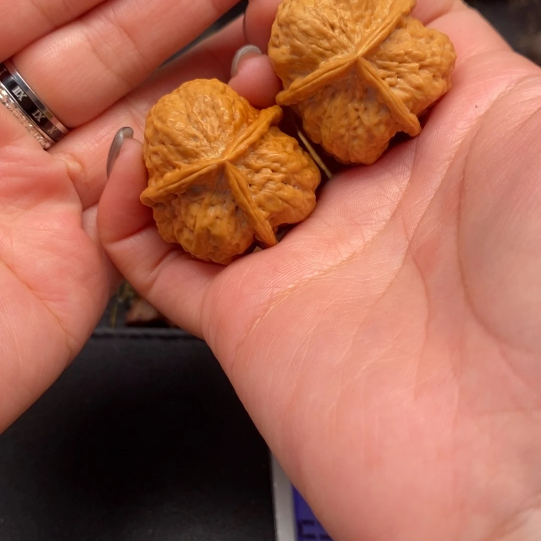 吊坠文玩核桃牡丹三愣