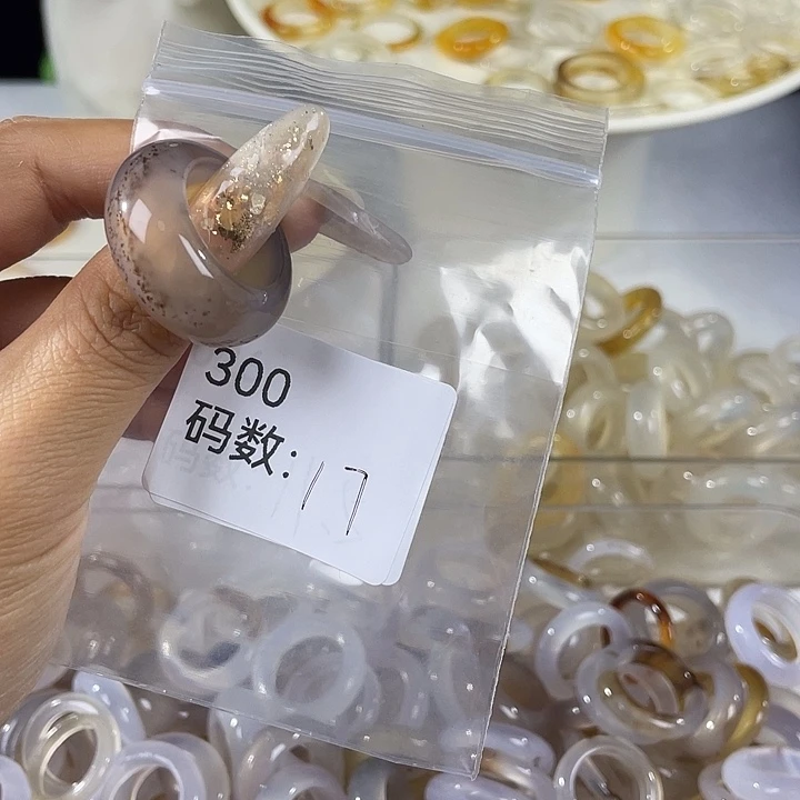 未镶嵌戒指玛瑙/玉髓300