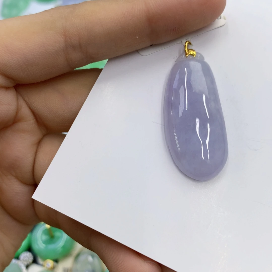 翡翠18K金镶嵌颈饰翡翠