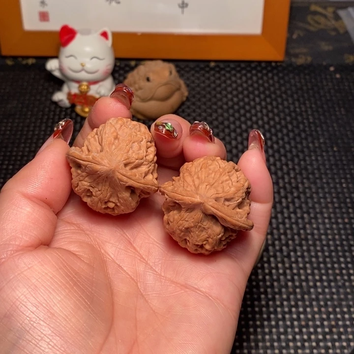 文玩核桃把件战斧