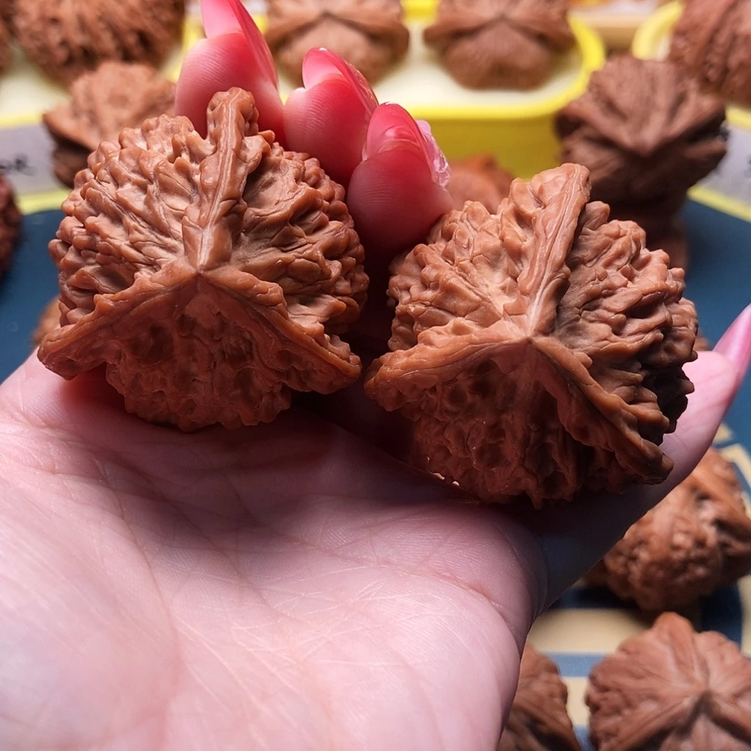 文玩核桃把件官帽三棱 全品 44矮桩 正奔