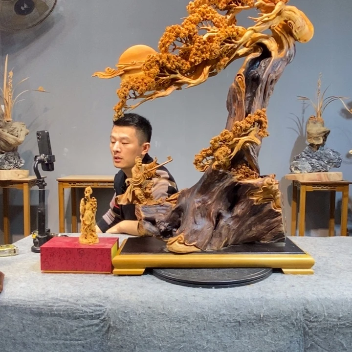 用***8柏木木雕工艺品摆件