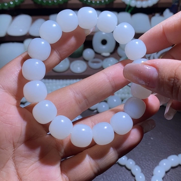 手链未镶嵌和田玉