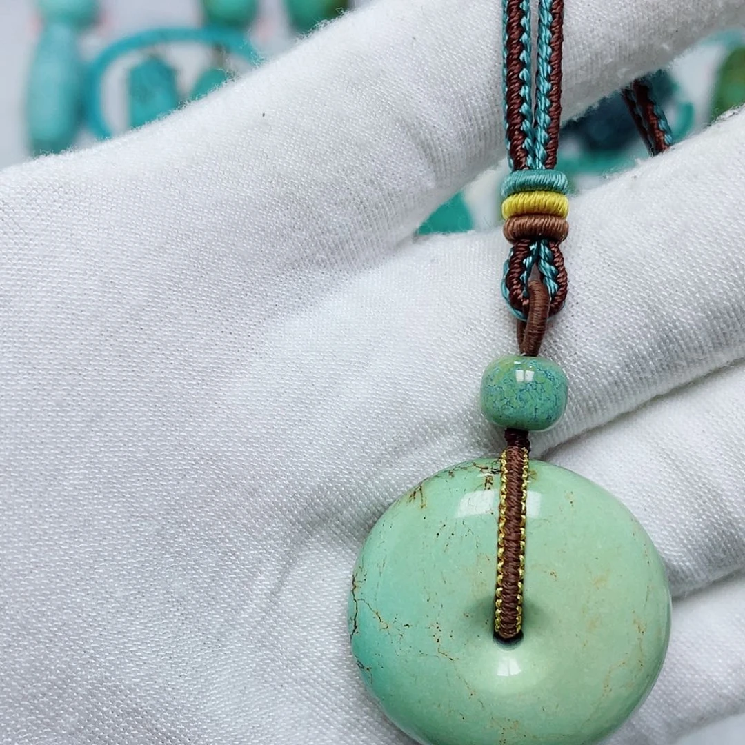 T***d绿松石未镶嵌珠宝奇石