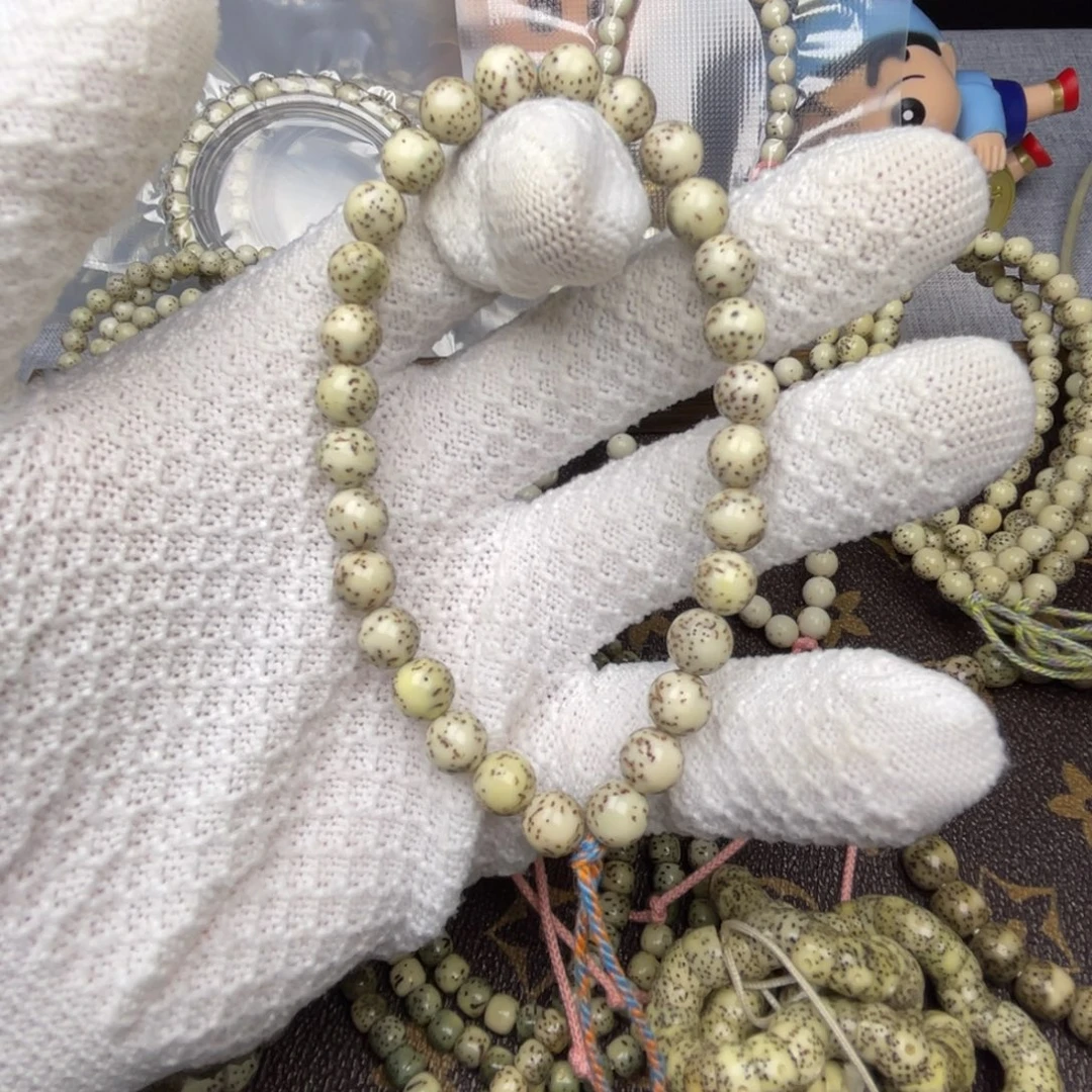 吊坠星月菩提卡8手持