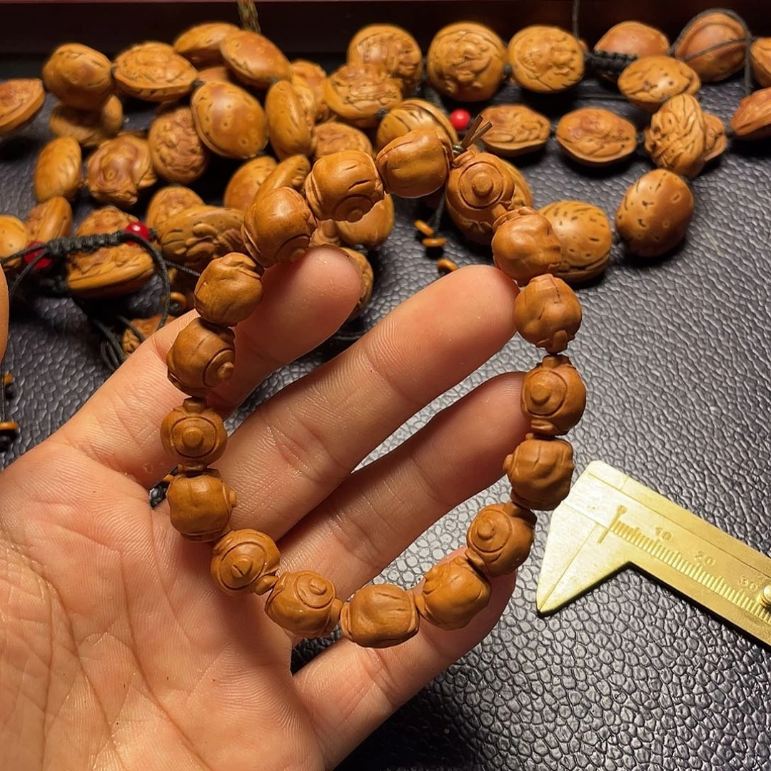 用***5龙纹桃核雕刻瑕疵茶壶