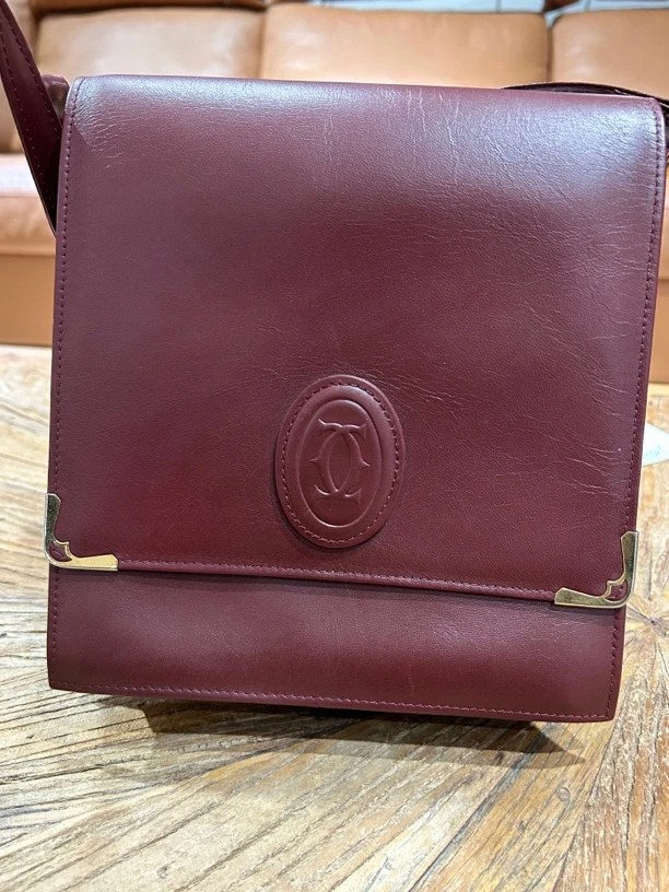 95新 Cartier/卡地亚 全皮波尔多红斜挎包4054