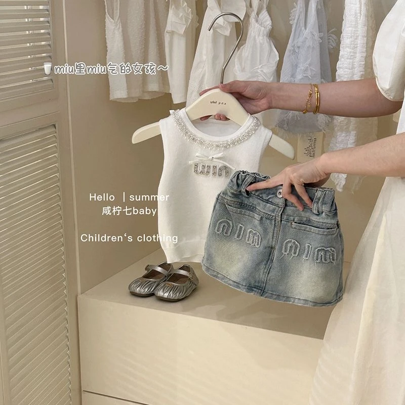 女童夏季新款套装洋气女宝宝无袖背心上衣牛仔短裙两件套