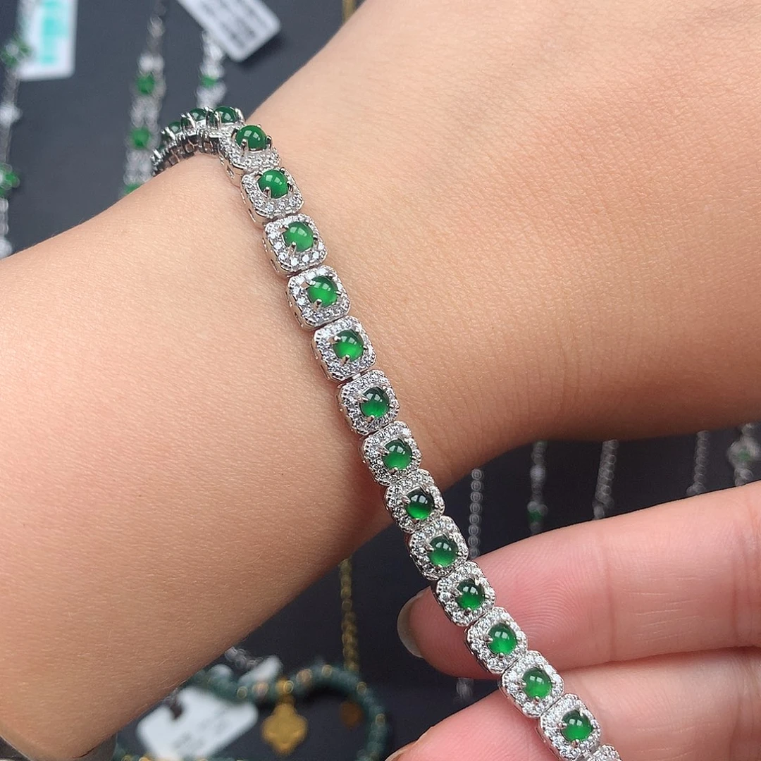 甜****翡翠银S925镶嵌手链