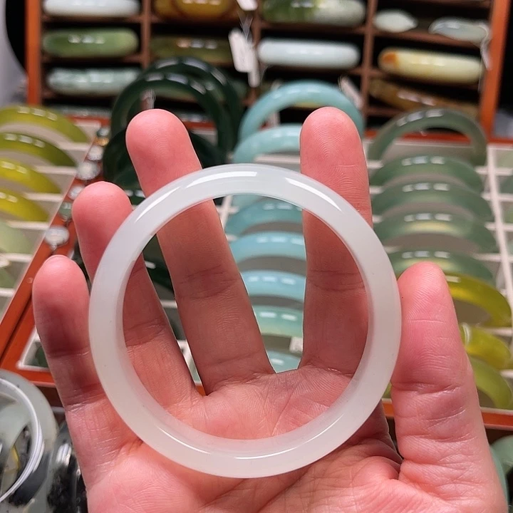 岫玉未镶嵌手镯岫玉