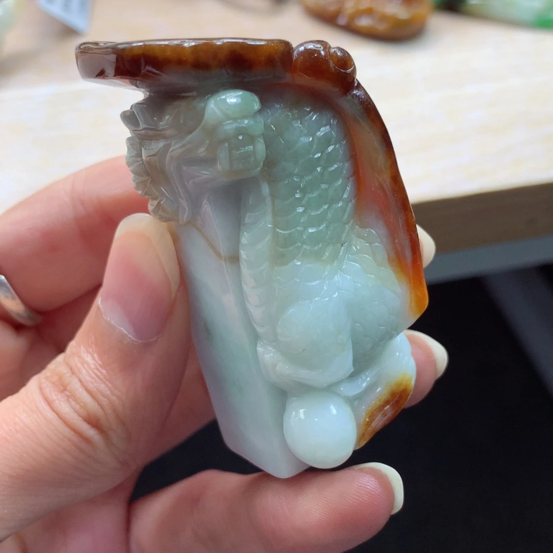 翡翠未镶嵌颈饰吊坠