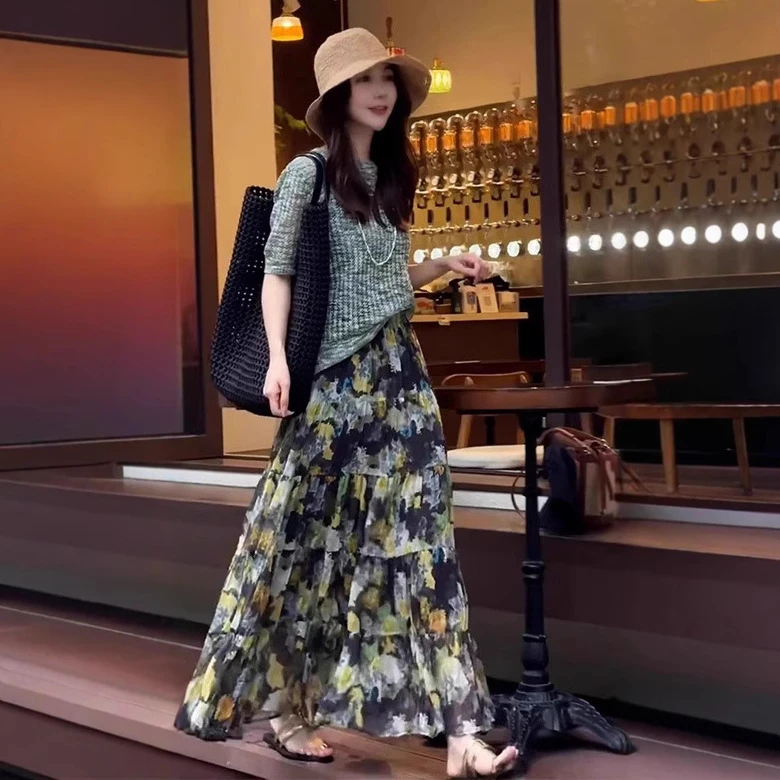 洋气减龄漂亮时尚炸街小个子搭配一整套绿色上衣碎花半身裙套装夏