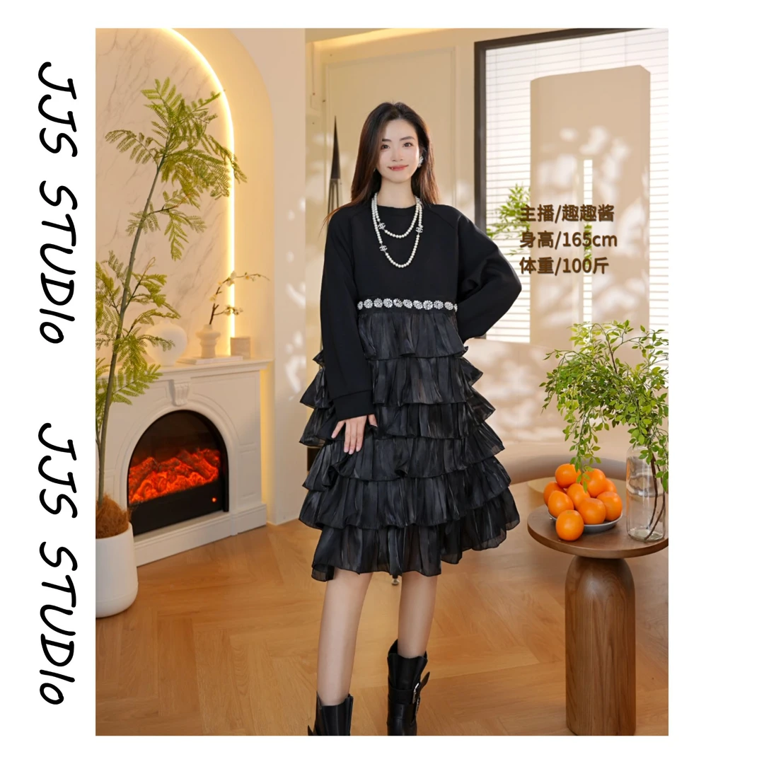 5111303『涟漪浮光』2025秋冬原创重工花朵高定宽松加绒长款卫衣裙