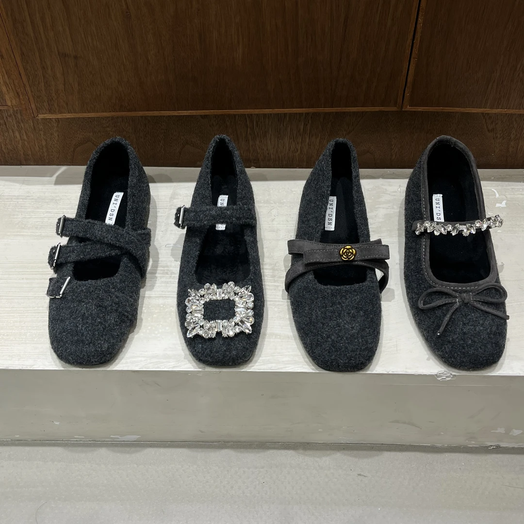 2025秋冬新款平底内增灰色时尚百搭加绒毛毛鞋休闲小香风方头单鞋