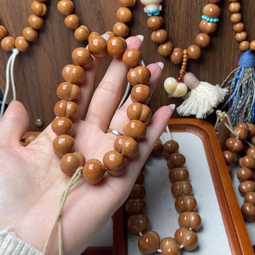 手串猴头核桃我****萌