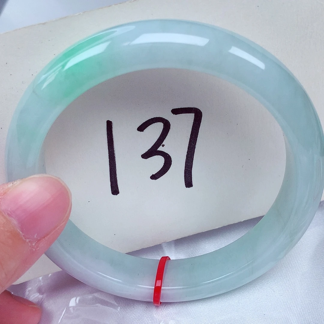 翡翠未镶嵌手镯翡翠