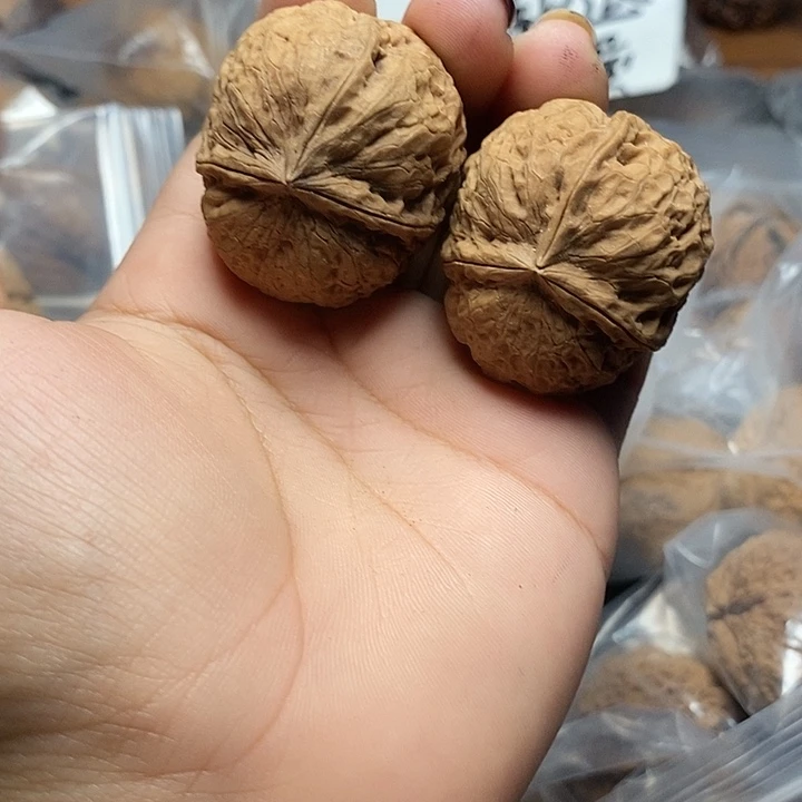文玩核桃把件      79