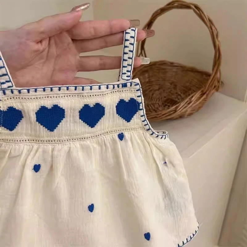 童装2025夏季新款女童气质森系套装小女孩绣花背心上衣短裤