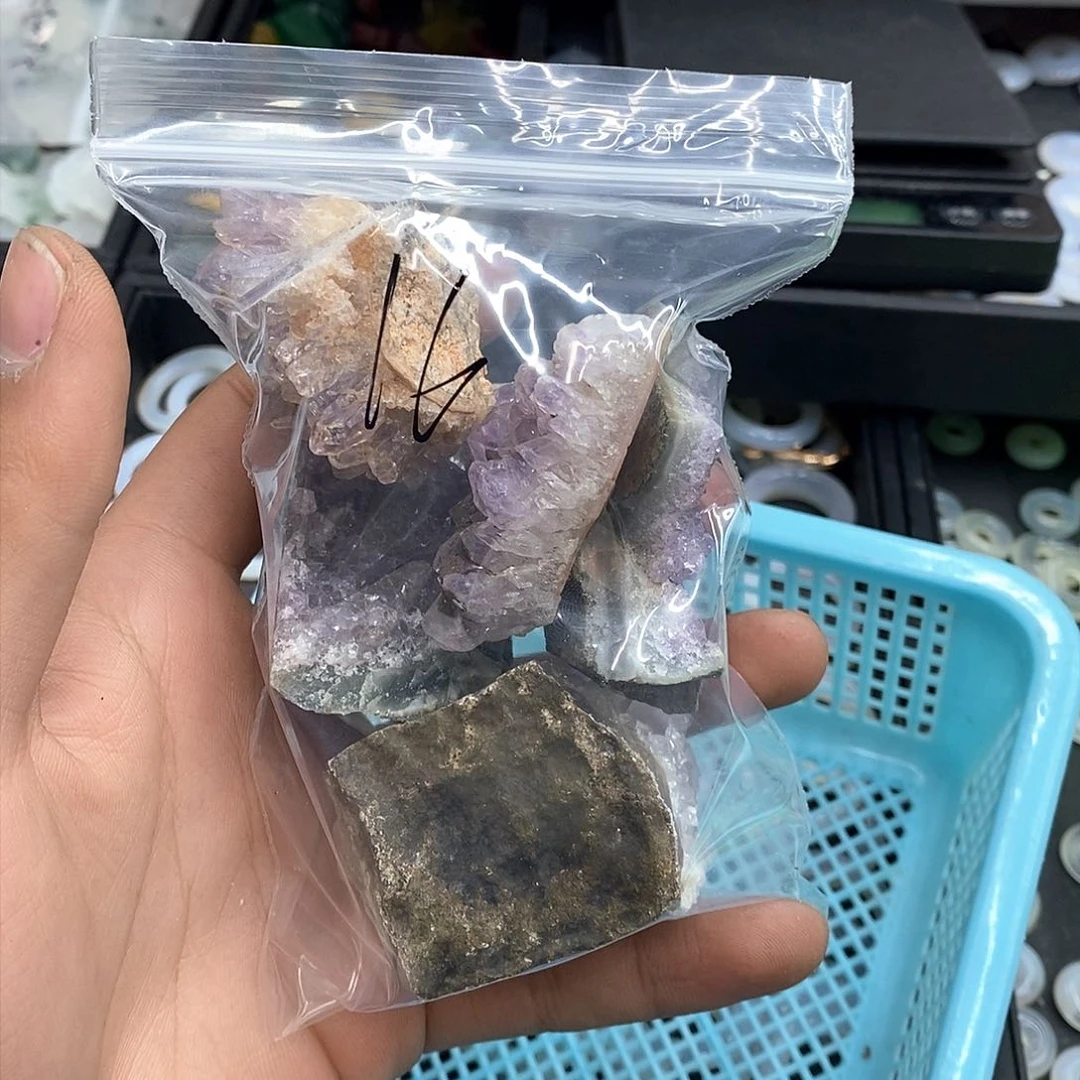 玛瑙/玉髓珠宝半成品合金碎***斤