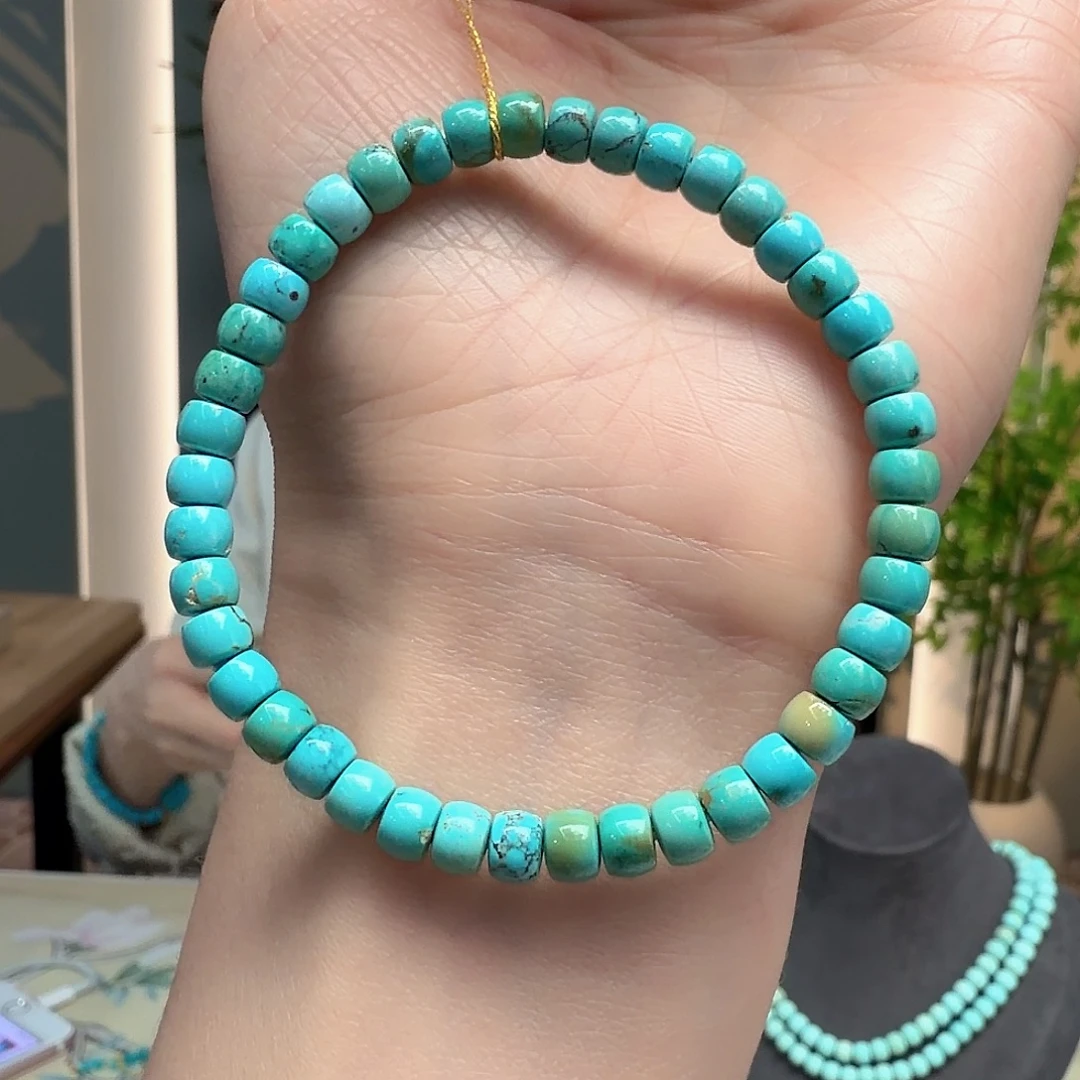 绿松石未镶嵌颈饰