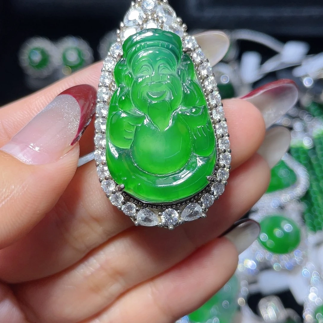 翡翠颈饰银S925镶嵌翡翠