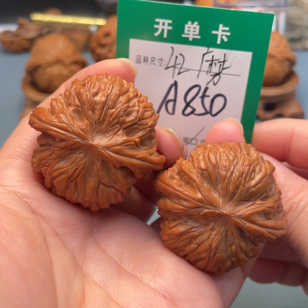 吊坠桃核文玩核桃