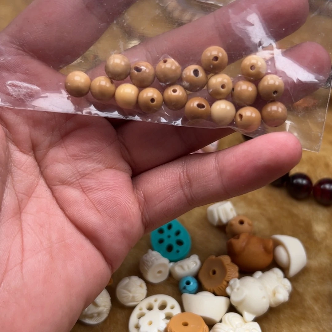 大叶紫檀（黑酸枝木类）