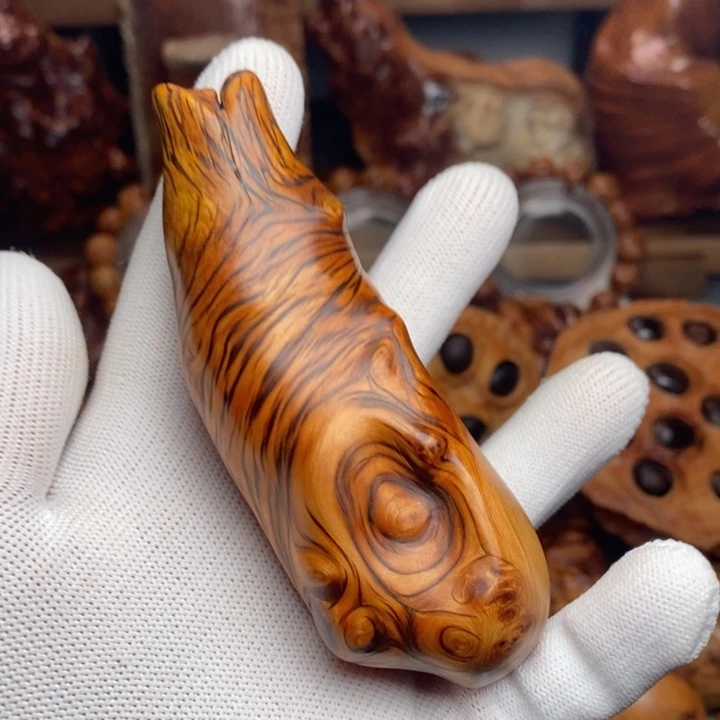 木太行崖柏虎皮纹小猪